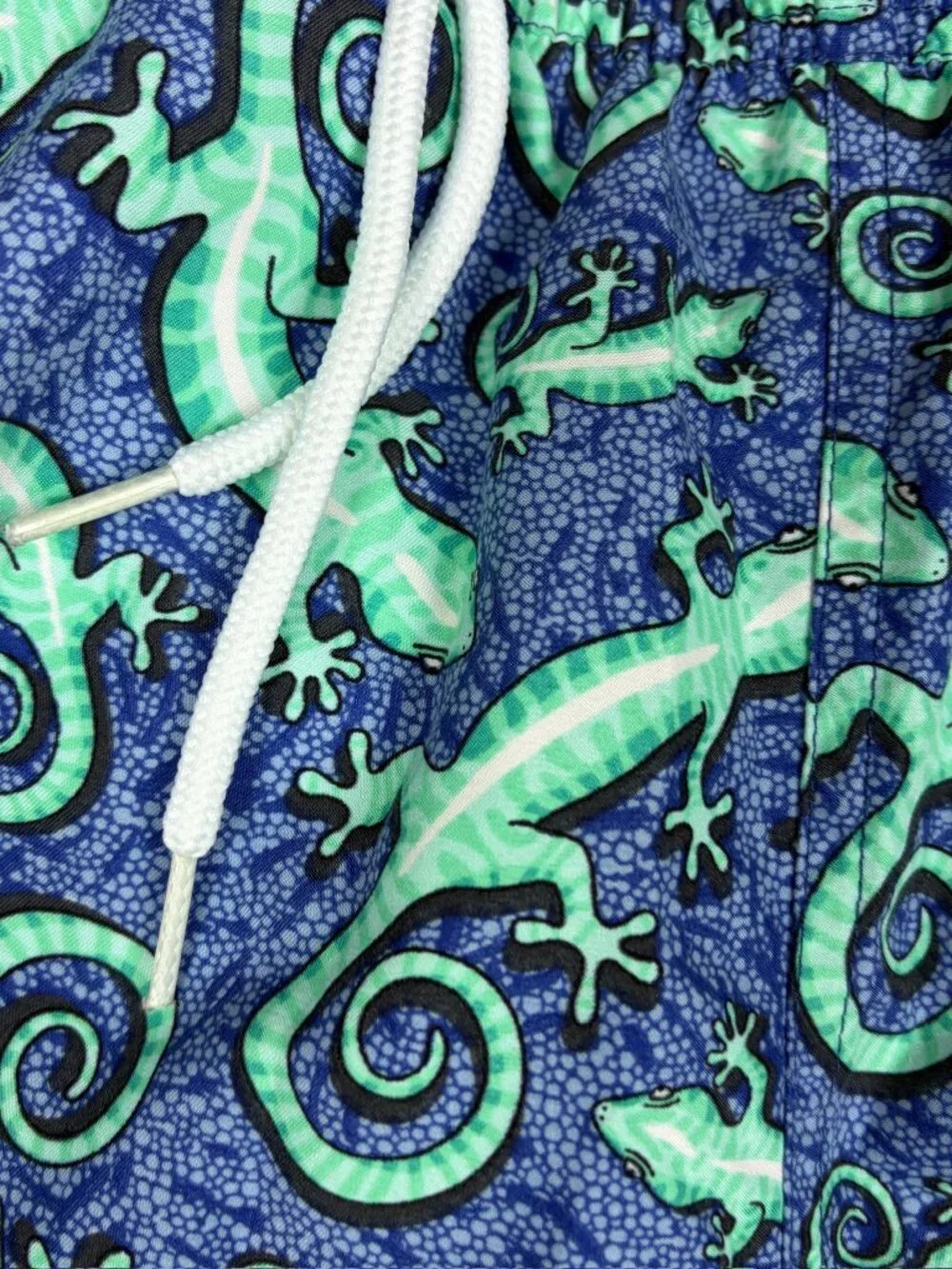 Vineyard Vines Swim Shorts Men Small Blue Lizard Print Lined Swim Beach